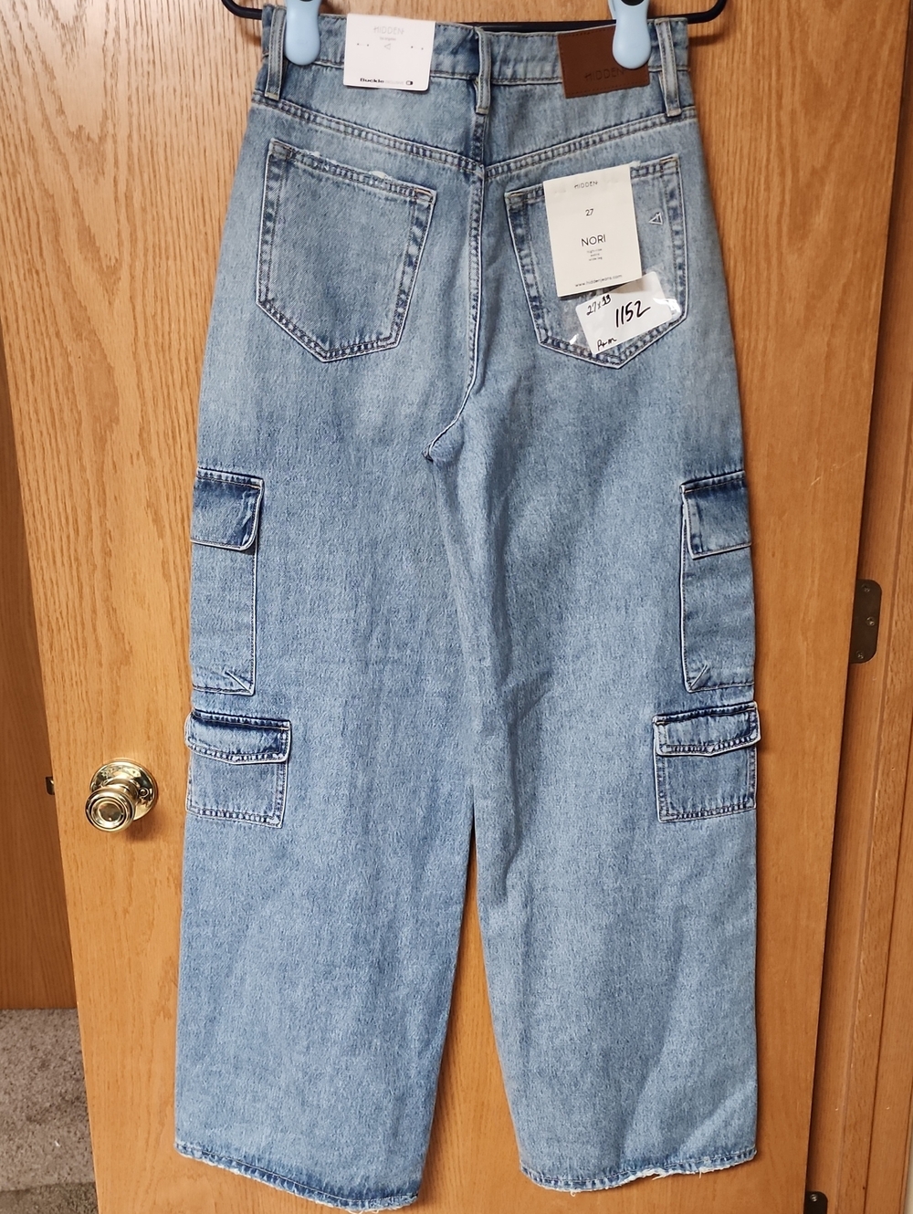 Bke Hidden Light Wash Denim Cargo Skirt womens 27x33 nwt number 1152
